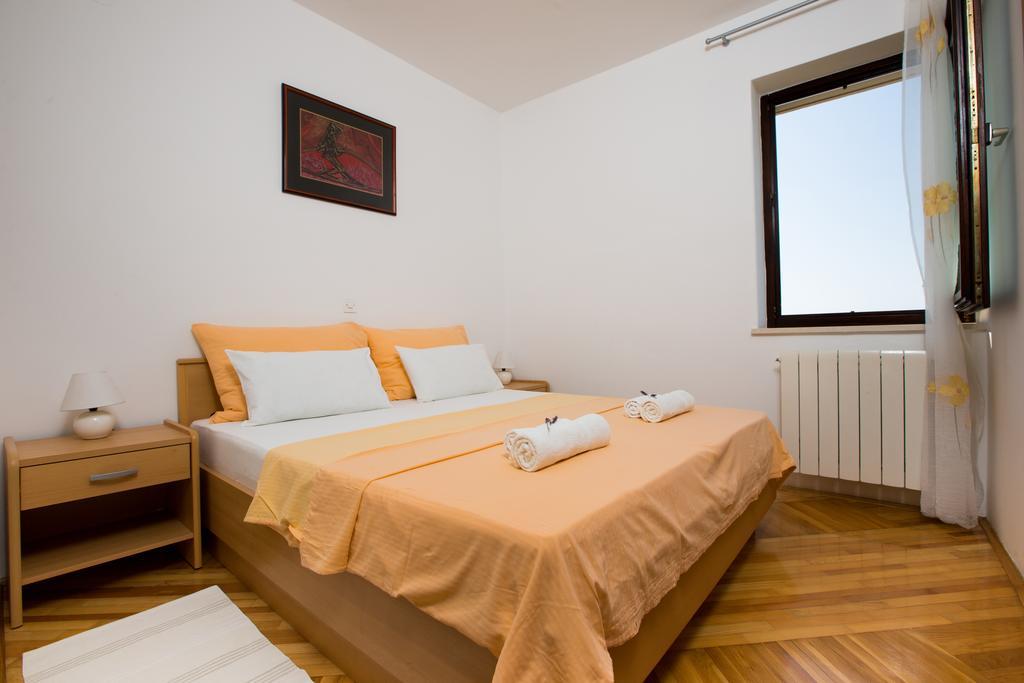 Apartments Kinkela Opatija Quarto foto