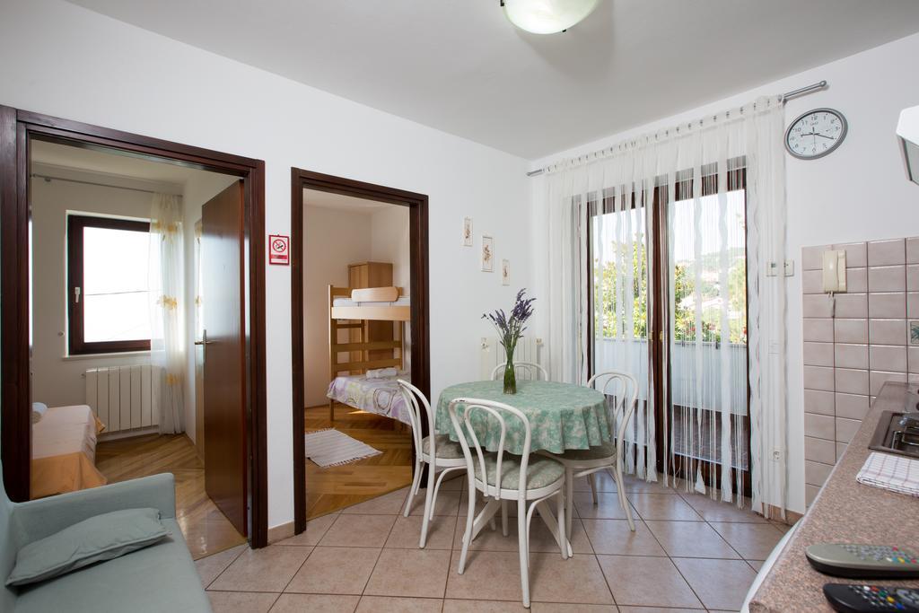 Apartments Kinkela Opatija Quarto foto